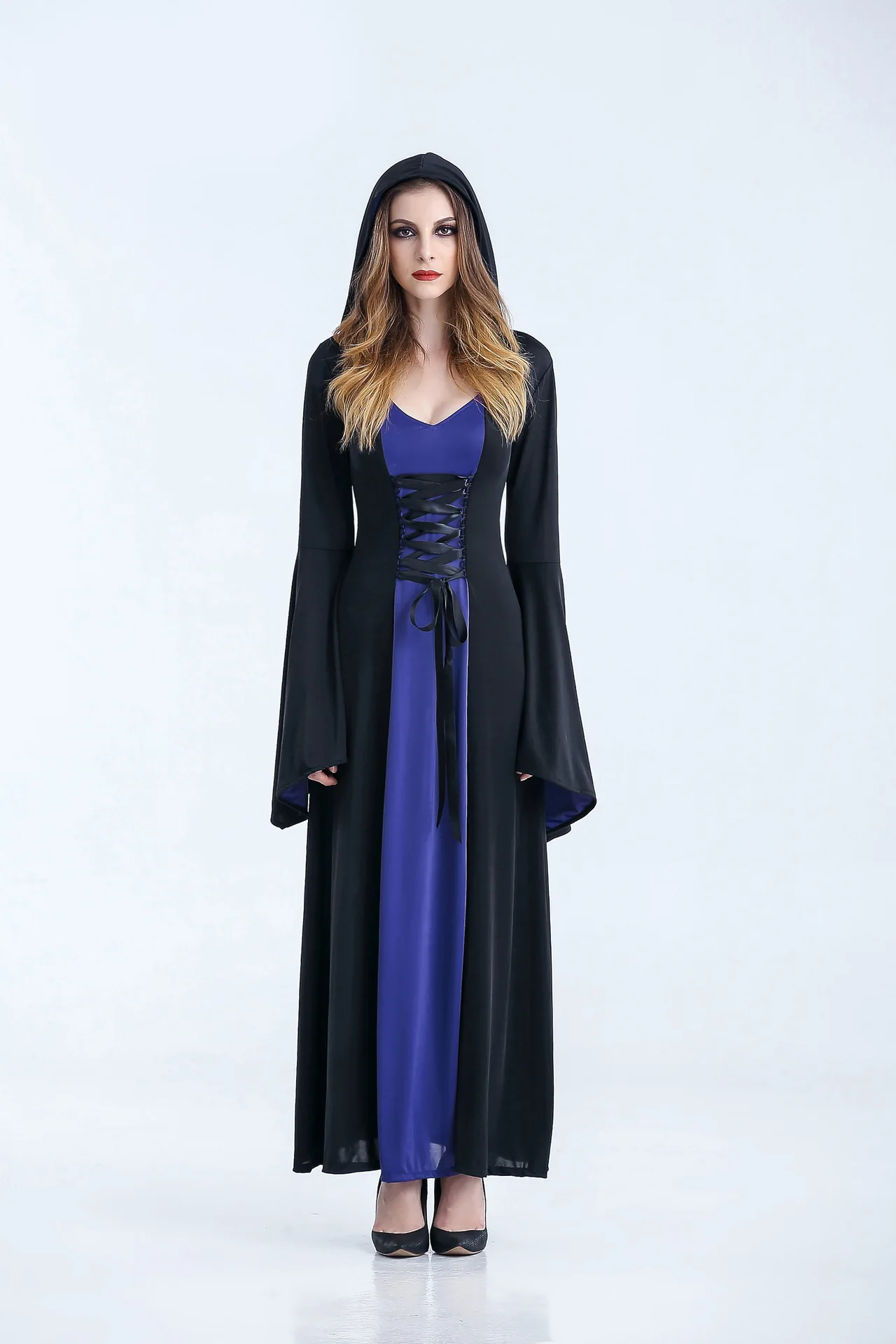 Средневековый Ренессанс Макси поезд платье Пикантные костюм для взрослых женщин на Хеллоуин дьявол Pagan ведьмы Свадебный костюм с