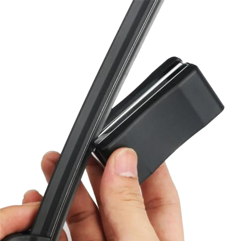 

New Universal Restorer Windshield Scratch Repair Kit Cleaner Auto Car Vehicle Windshield Wiper Blade Refurbish Repair Tool