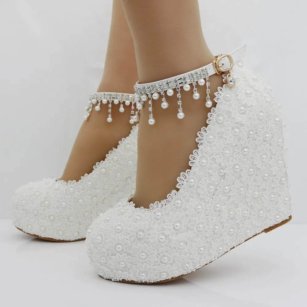 Zapatos de tacón alto con plataforma y cuñas para novia, calzado de boda,  dulce flor blanca, encaje, perla, vestido, novedad de 2020 - AliExpress  Calzado