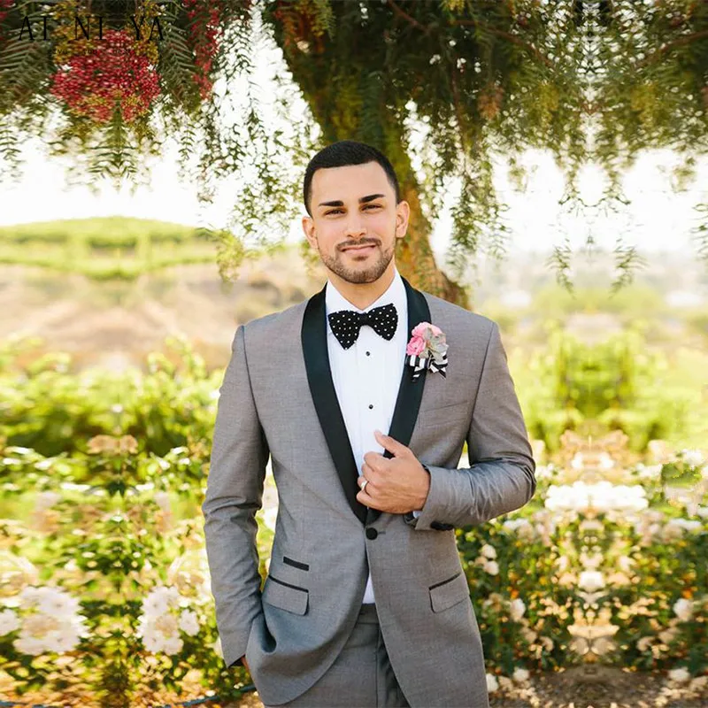 c807068d9246f1e204b192de06909871--groom-attire-groom-tux