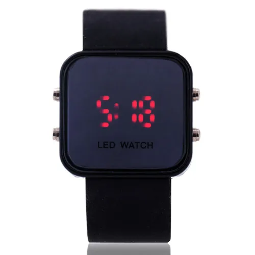 Модный выразительный зеркальный светодиодный квадратный циферблат