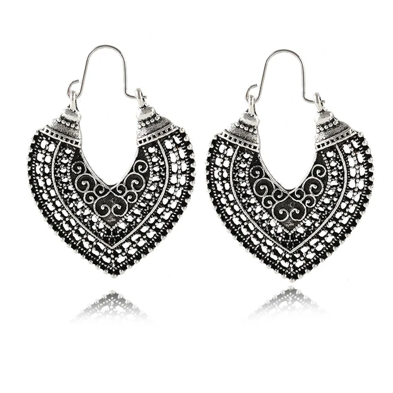 

European And American Jewelry Retro Hollow Metal Love Bohemian Earrings Wholesale Earings Fashion Jewelry 2018