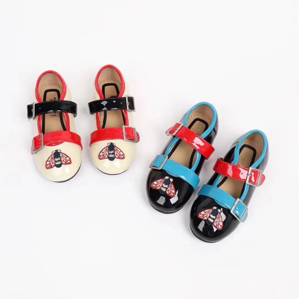 

2019 New Girls Flats Princess Shoes Fashion Kids Beige&Blac Leather Princess Flat Shoes For Girls EU 26-33 Bee Pattern Brands