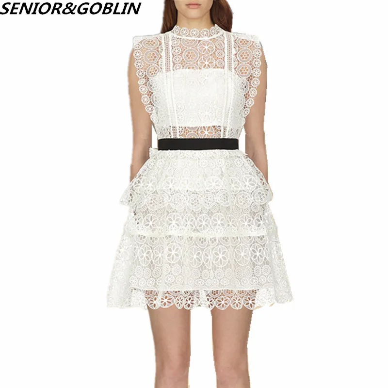 

2019 New Arrival High-end Self Portrait Women Runway White Lace Cupcake Dress Summer Sleeveless Chic Crochet Backless Dresses