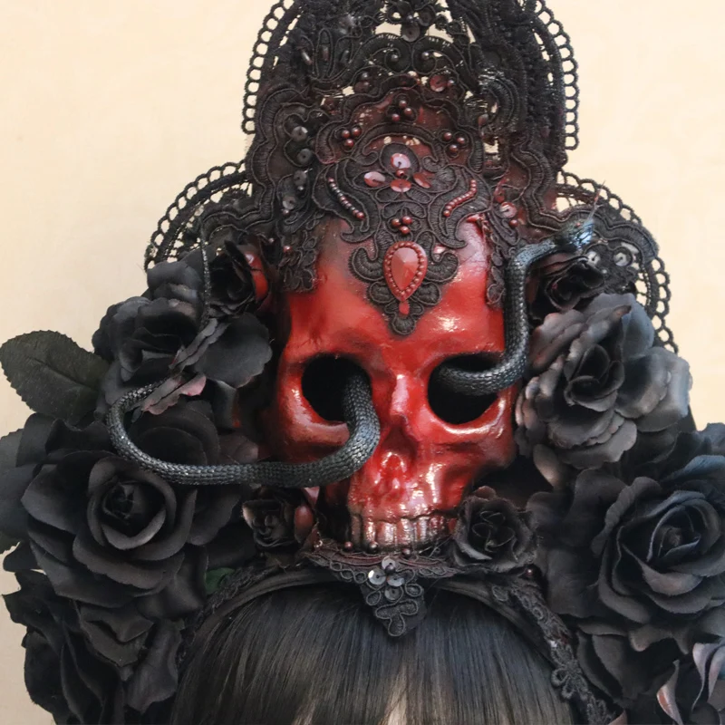 2018 Halloween Gothic Costumes Black Rose Vampire and Snake Skull Handwear Cosplay For Party (1)