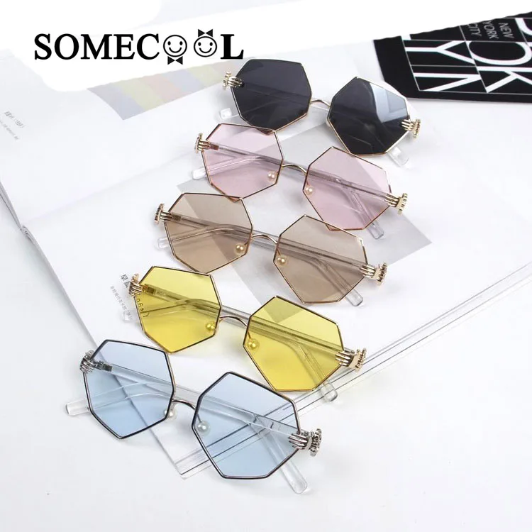 

SomeCool 2019 Kids Square frame sunglasses UV400 Coating lens Pearl Nose Fashion girls summer glasses Baby child Oculos N157