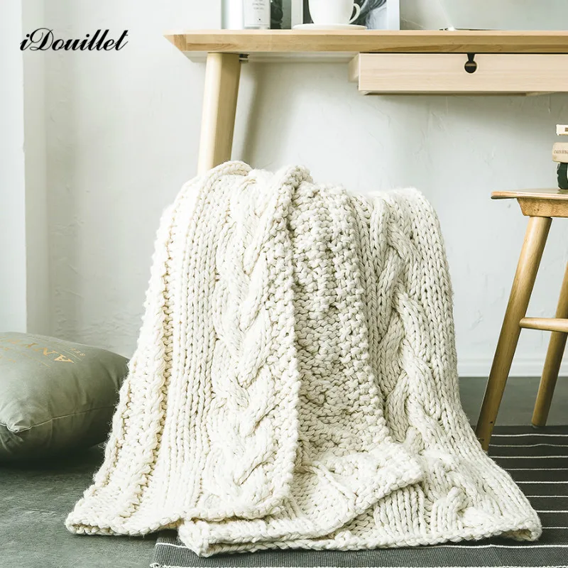 

iDouillet Warm Chunky Knit Blanket Sweater Blankets Cable Crochet Throw for Bed Sofa Couch Chair Travel 130x160cm Ivory Camel