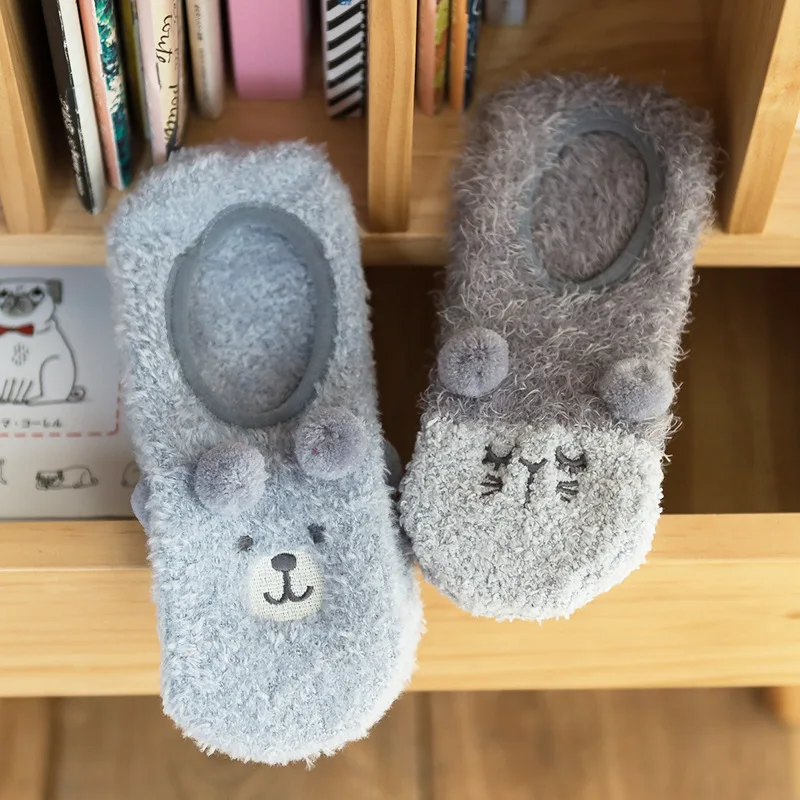 new women socks 2 pairs cartoon floor socks thick warm color cute animal printed novelty fashion winter warm lady socks new women socks 2 pairs cartoon floor socks thick warm color cute animal printed novelty fashion winter warm lady socks