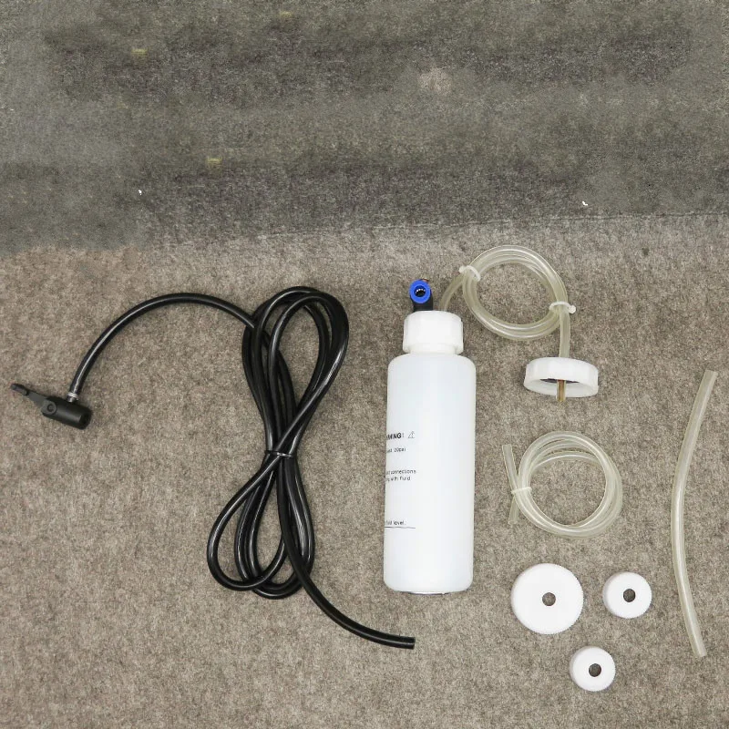 Pneumatic Brake Oil Replacement Machine Pumping  Fluid Filler    Ventilation Supplementary