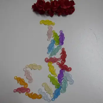 

100pcs/lot Mixed colors acrylic Ocean Hippocampus Charms Pendants Diy Accessories Handmade for Holiday home Decorations33*13mmC9