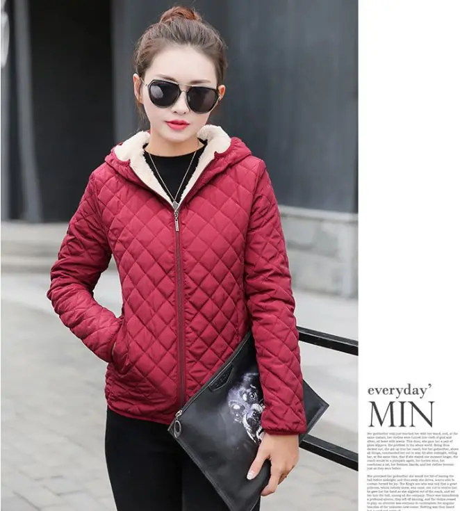 Kopen Winter 2018 Nieuwe Parka basic jassen Vrouwelijke Vrouwen Winter plus fluwelen lam hooded Jassen Katoen Winterjas Vrouwen Uitloper jas