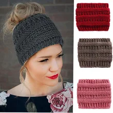 Модные женские шапки многоцелевые теплые шапки зимняя женская шапка стрейч вязаная шапка с биркой грязные булочки шапки с вырезами для хвостов