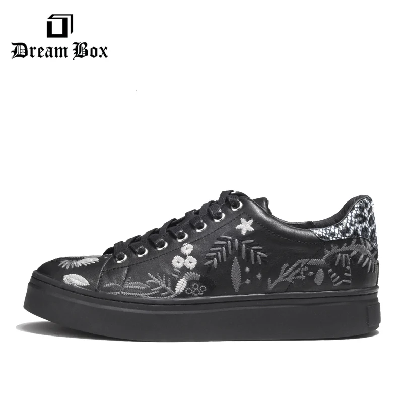 

Spring And Summer Tide Shoes Leather Embroidery Tie Casual Shoes Wild Men's Shoes