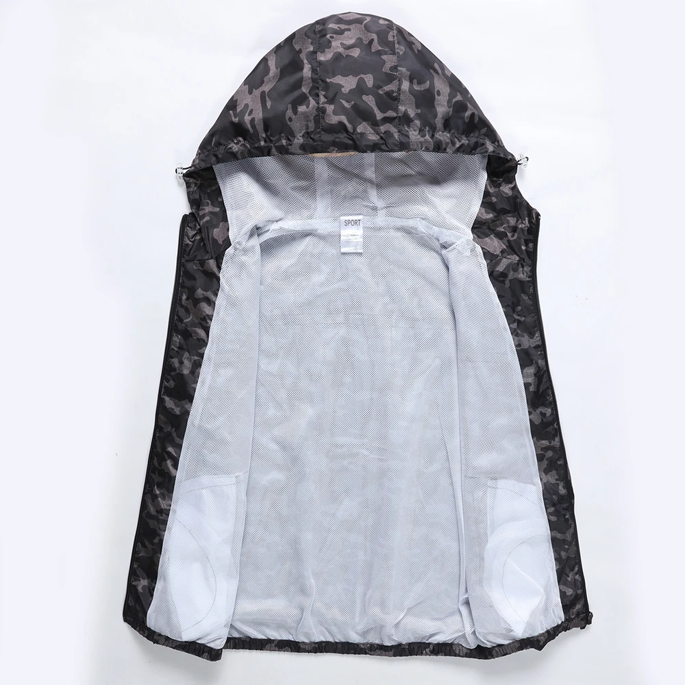 3XL زائد حجم 2019 الربيع الخريف رجل عارضة التمويه هوديي سترة الرجال الملابس للماء الرجال سترة واقية معطف الذكور أبلى 3XL زائد حجم 2019 الربيع الخريف رجل عارضة التمويه هوديي سترة الرجال الملابس للماء الرجال سترة واقية معطف الذكور أبلى