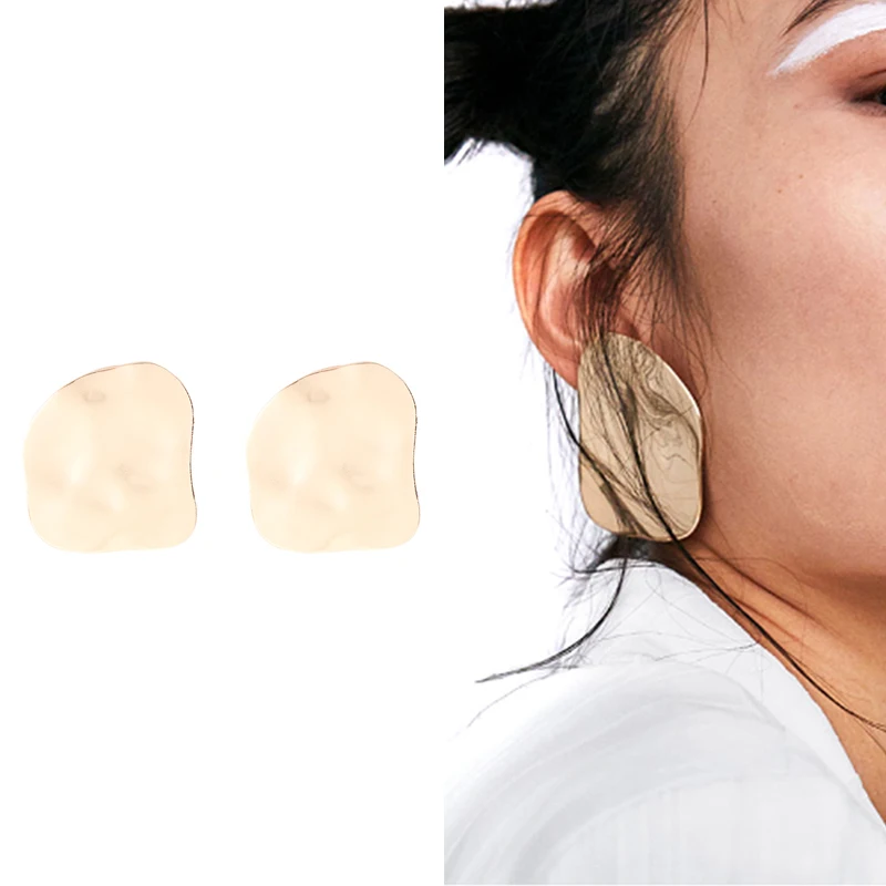 

New Punk Style Alloy Stud Earrings Gold Colors Plate-shaped Statement Earrings Fashion Women Stud Earring Ear Jewelry Bijoux