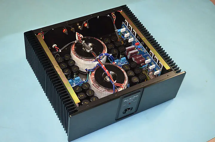 

Finished HIFI Power stereo amplifier base on KSA100-2 265W+265W 2 transformers