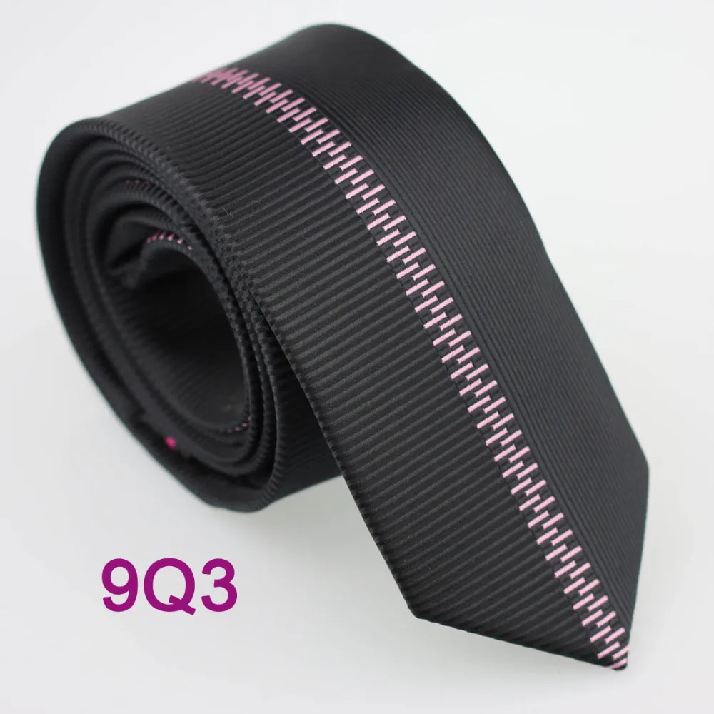 Yibei Coachella связи Для мужчин узкие галстук Дизайн черный с розовым молнии узор в полоску микрофибры галстук мода Slim Tie