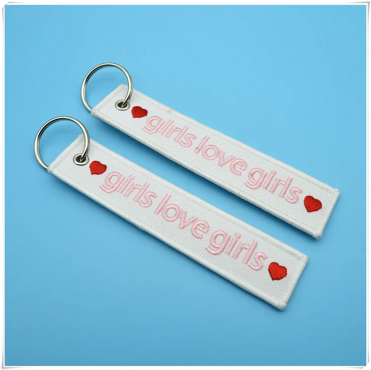keychain-remove-before-flight (5)