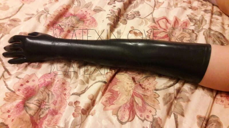 latex-long-gloves