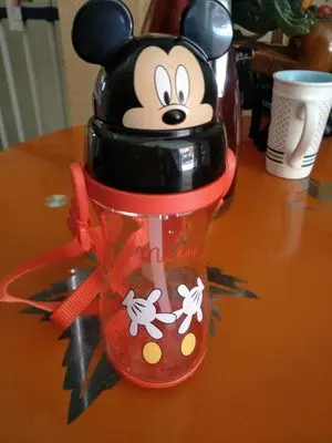 Disney 550-430 мл устойчив к падению воды Детские нажатие ручки детские летние Tritan материал, солома чашки Нескользящие подставки