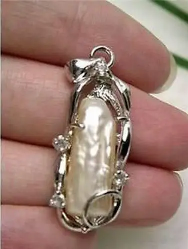 

shipping 8x18mm White Akoya Cultured Pearl Pendant Necklace