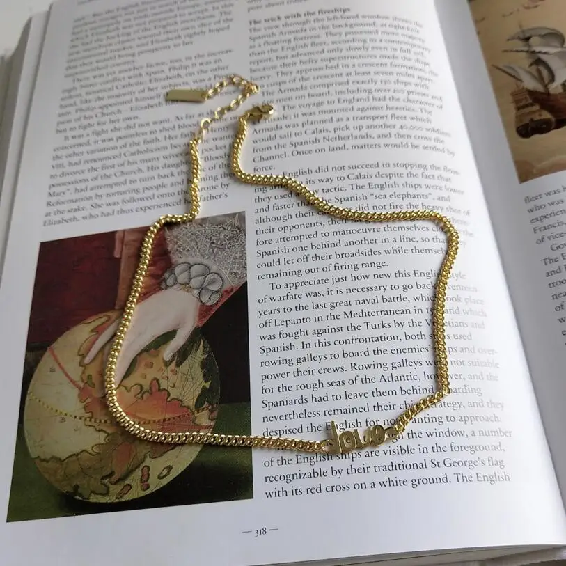925 пробы Серебряное короткое эффектное женское ожерелье золотого цвета с надписью "Love", колье, Очаровательное ожерелье, женский воротник