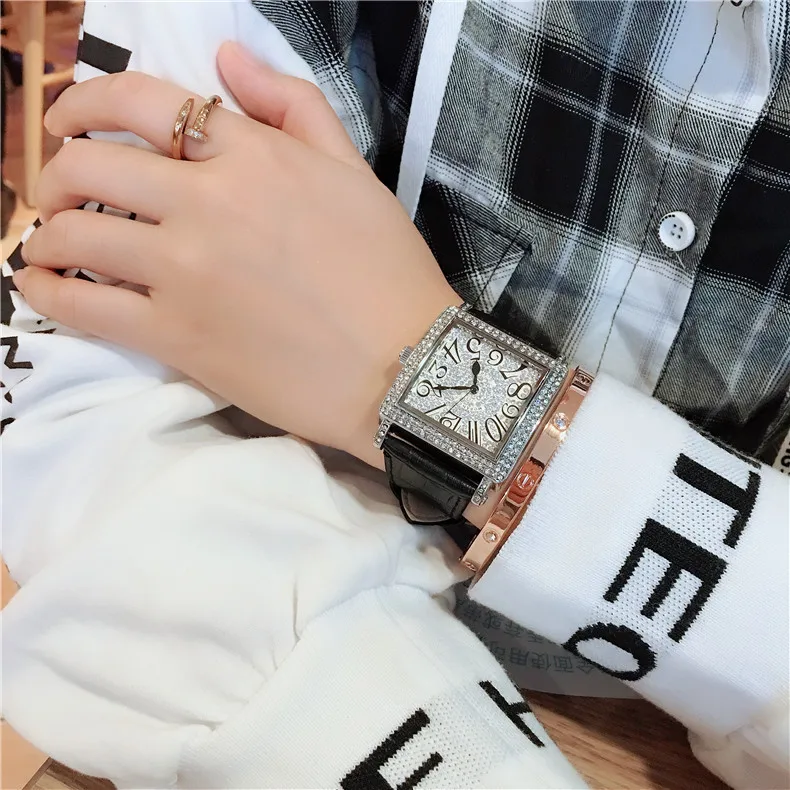Новое поступление популярные 4 цвета Кварцевые часы для пары шикарные алмазные кожаные ремни водонепроницаемые цифровые часы Lover G