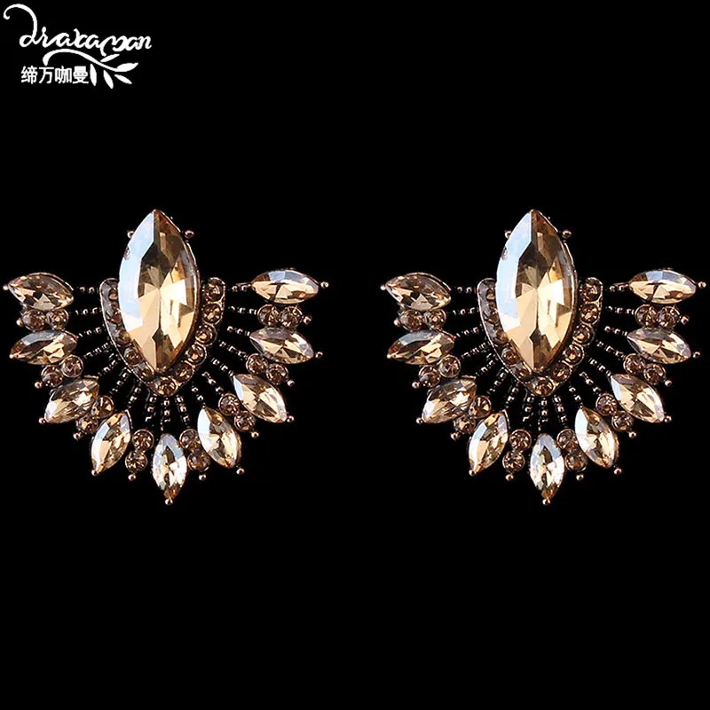 Dvacaman, очаровательные серьги-гвоздики с кристаллами в виде цветка для свадьбы, женские серьги, стразы, модные ювелирные аксессуары AK43