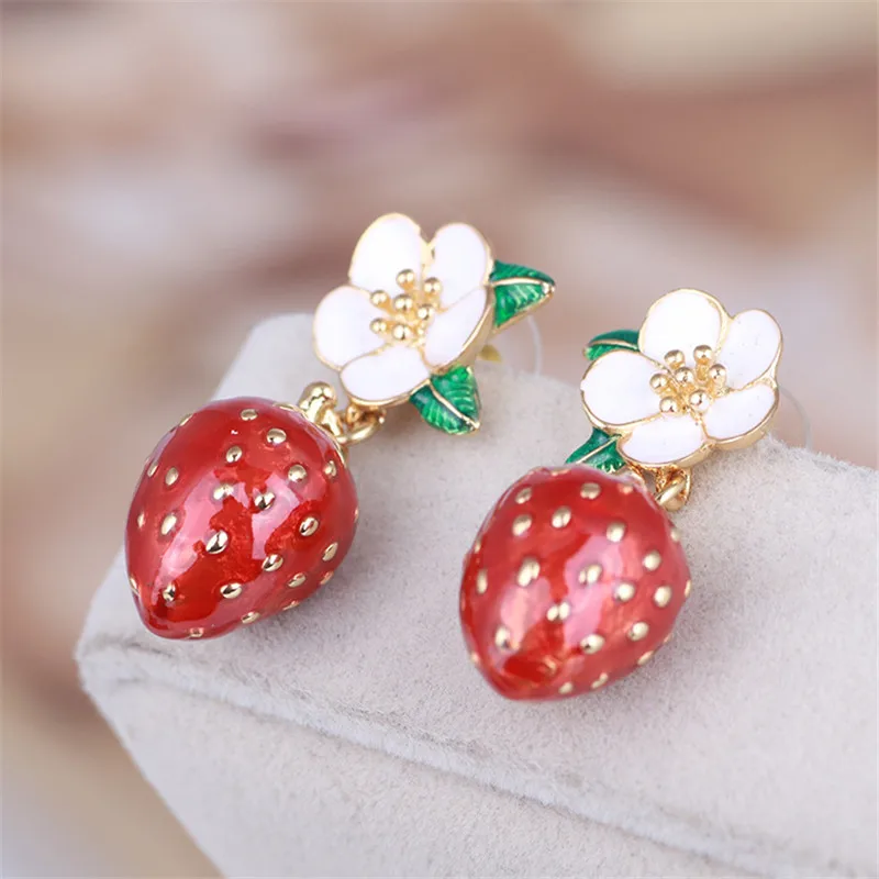 

Warmhome Trendy Jewelry Enamel Glaze Copper Cute White Daisy Flower Strawberry Fruit For For Women Stud Earrings