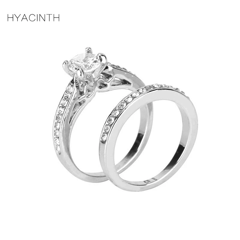 

HYACINTH Silver Plated Wedding Ring Lovers Crystal Couple Rings Set For Men Women Jewelry Engagement Wedding Rings 2Pcs