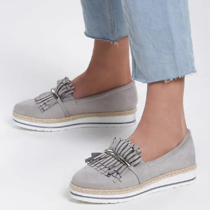 

New flat ladies loafers spring autumn fashion fringe slip on brogue shoes women harajuku vintage platform espadrille shoes