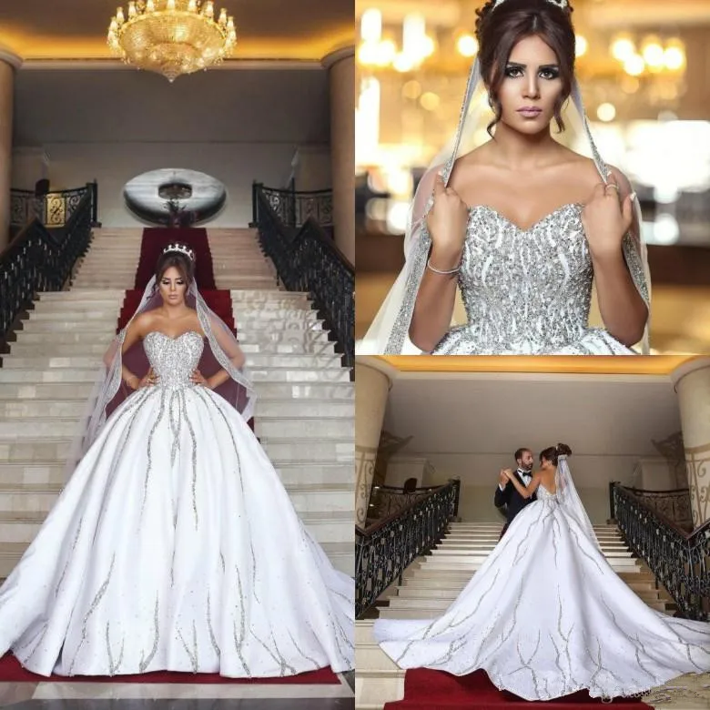 

Luxury Bling Dubai Arabic Princess Wedding Dresses Beads Sequins Sweetheart Backless Wedding gown Matching Veils Bridal Gowns