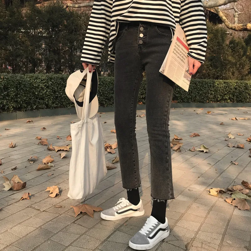 

Cheap Wholesale 2019 New Spring Summer Hot Selling Women's Fashion Casual Denim Pants NC30