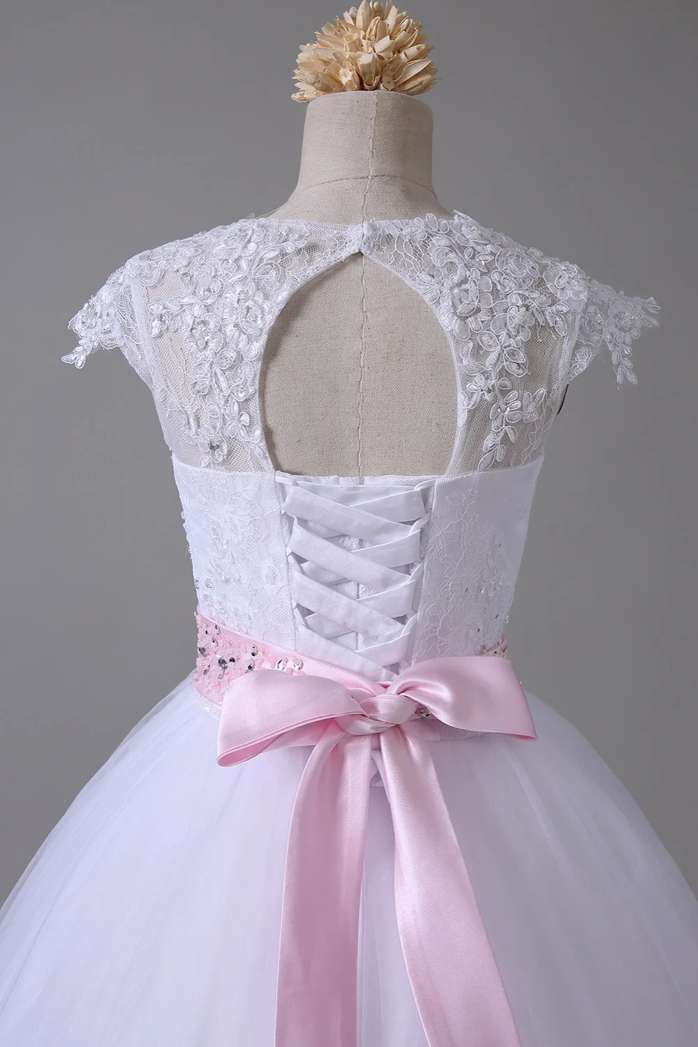 Белые Платья с цветочным узором для девочек на свадьбу, бальное платье с рукавами-крылышками, фатиновые Аппликации, кружевные кристаллы, платья для первого причастия