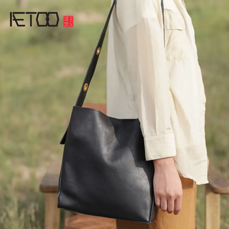 AETOO New large capacity single shoulder bag black soft leather wide shoulder strap bucket bag ...