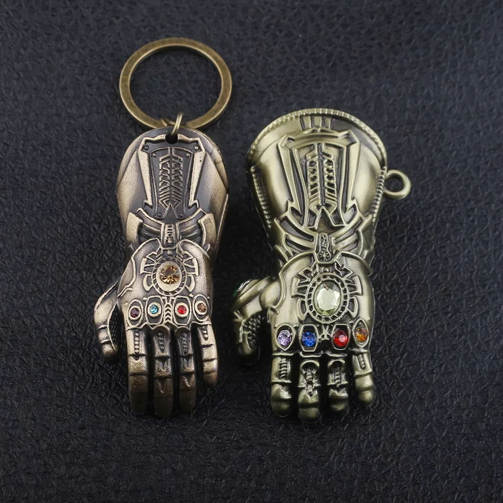 

SG New Fashion Movie Thanos 3D Model Infinite Power Glove Gauntlet Keychains Pendants Avengers 3 Infinity War Men Keyring Gift