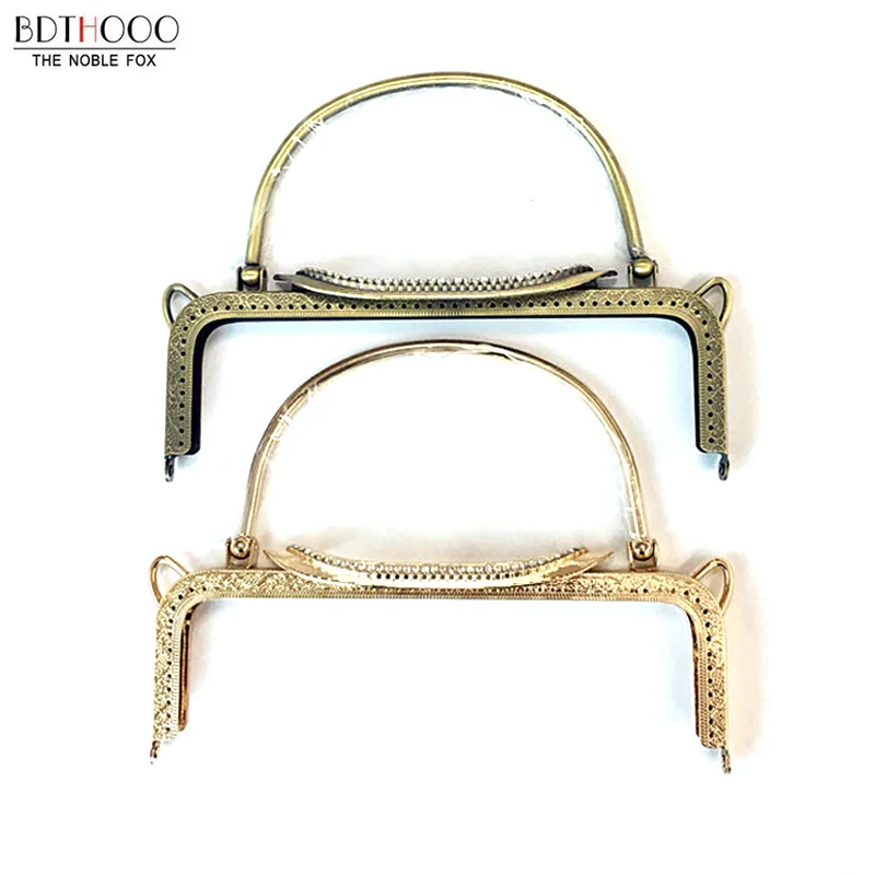 

22cm Vintage Bag Frame Metal Purse Frame for handbag Square embossing Kiss clasp Handle DIY Bag Accessories