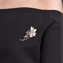 suef Fashion brooch artificial crystal opal boutonniere female models European and American style flower pin attire jewelry suef Fashion brooch artificial crystal opal boutonniere female models European and American style flower pin attire jewelry