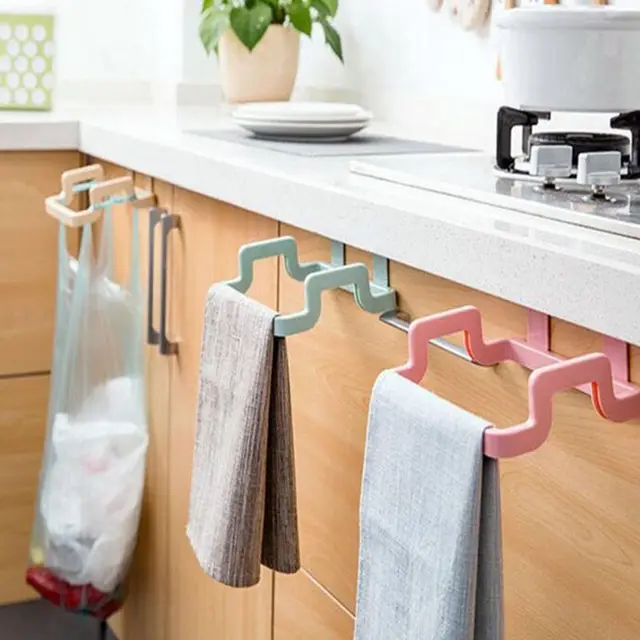 Cheap 1Pcs Kitchen Cabinet Door Garbage Bag Shelf Rack Hanging Storage Trash Rack Kitchen Accessories Garbage Bag Bracket