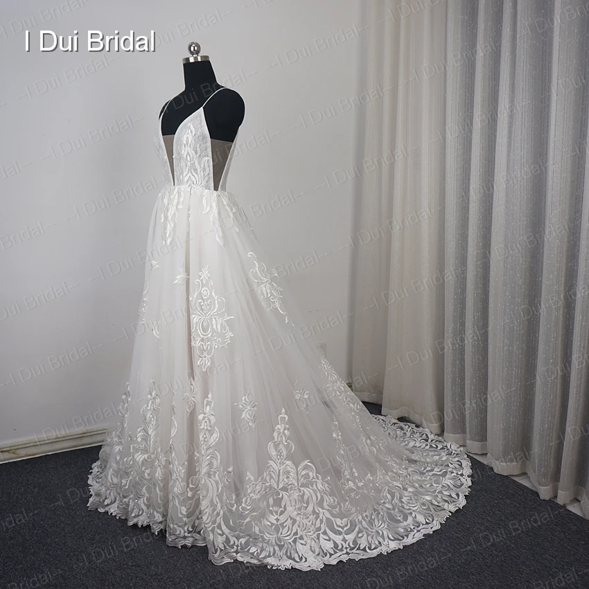 Spaghetti Strap Wedding Dress New Classic Unique Lace Appliqued Bridal Gown