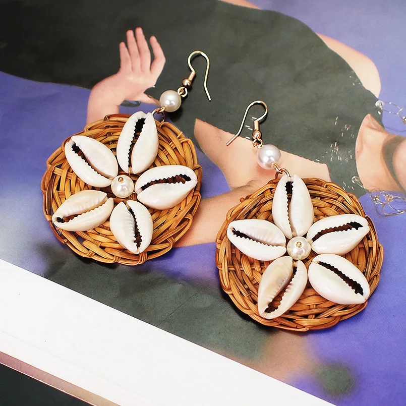 MANILAI Bohemia Straw Rattan Knit Shell Drop Dangle Earrings For Women Circular Big Statement Pendant Earrings Jewelry Gift