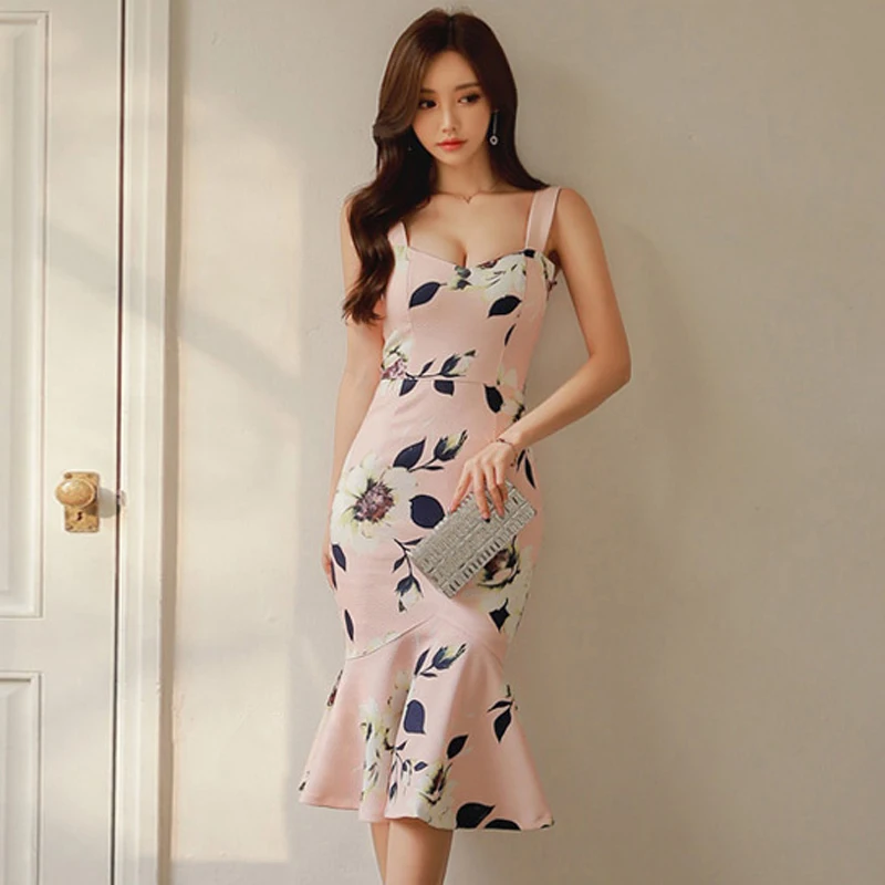 2019 summer new ladies sexy backless tight sling print bag hip long section ruffled dress female 2019 summer new ladies sexy backless tight sling print bag hip long section ruffled dress female