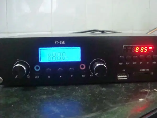 

ST-15M 15W FM Radio FM Broadcast Transmitter PLL 88-108MHz adjustable