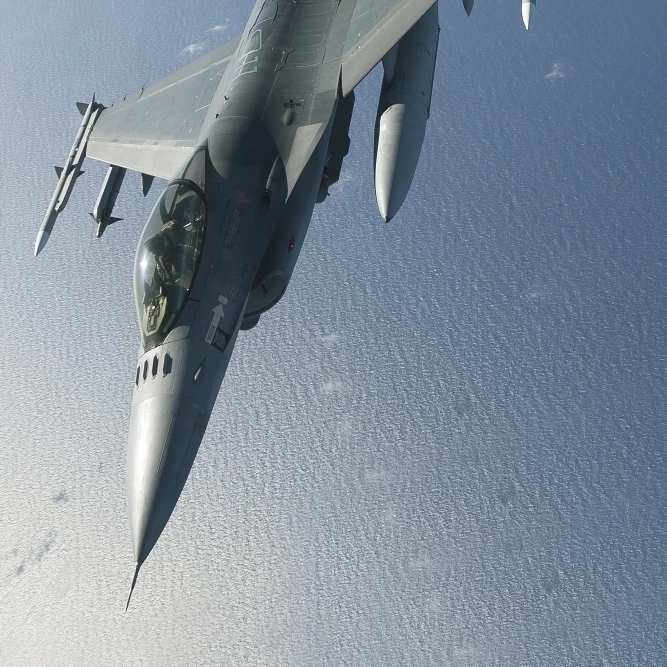 Dutch F-16AM during a combat air patrol sortie over the Mediterranean Sea Poster Print (23 x 34)