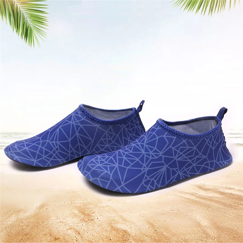 1 пара, новинка, быстросохнущая Нескользящая дышащая пляжная обувь, спортивная обувь для воды, противоскользящие Подводные ласты для плавания дайвинга, обувь для серфинга - Цвет: C