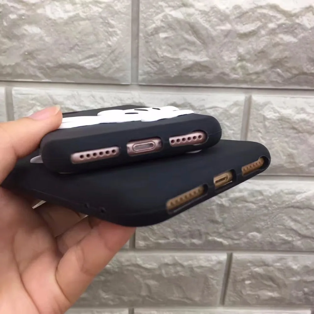 4377884577_2134837825