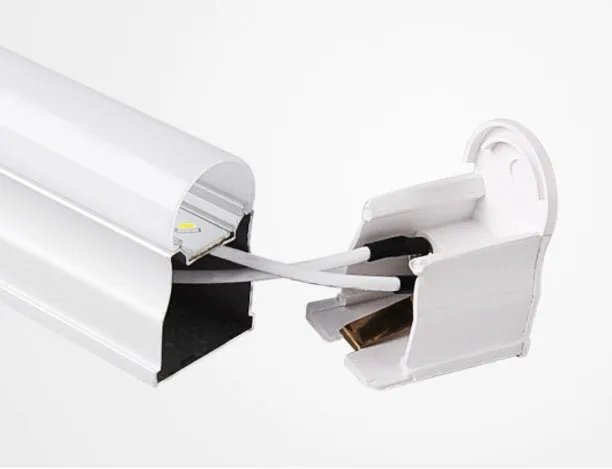 Lâmpadas Led e Tubos t5 t8 levou tubo de Temperatura de Cor : Branca Fria(5500-7000k)
