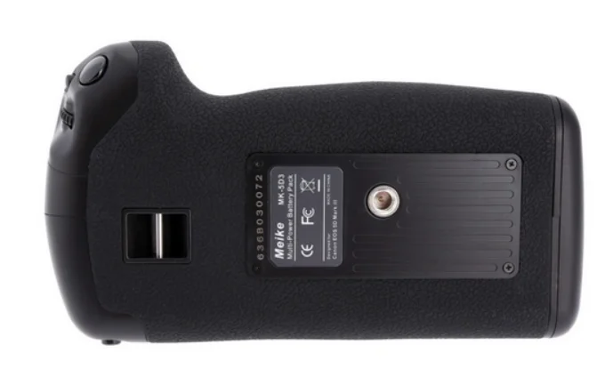 

meike MK-5DSR Vertical Battery Grip hand pack holder For canon 5Ds 5DSR 5D III camera as BG-E11