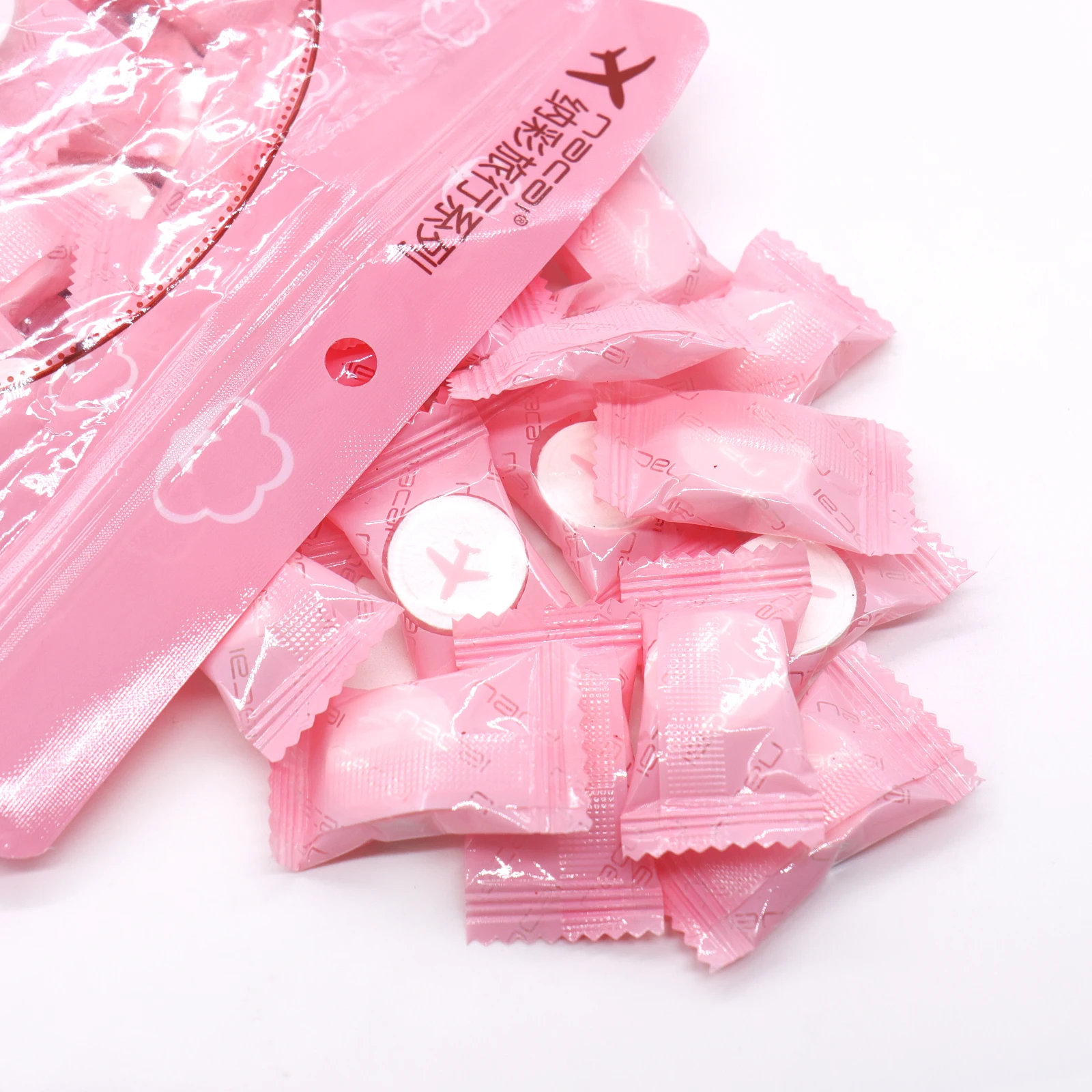

50PCS Convenient Soft New Compressed Towel Magic Wipe Cotton nonwven Expandable Just Add Water Travel Camping Hiking Towel