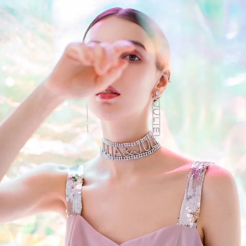 

Fashion Vintage Big Earrings Shiny Crystal Letter Statement Dangle Earring Large Maxi Rhinestone Drop Earrings For Women Jewelry